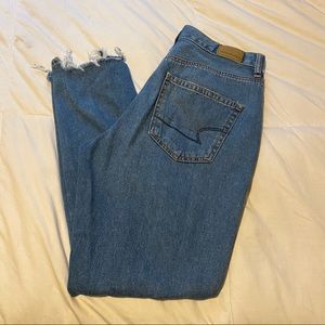 American Eagle Mom Jean